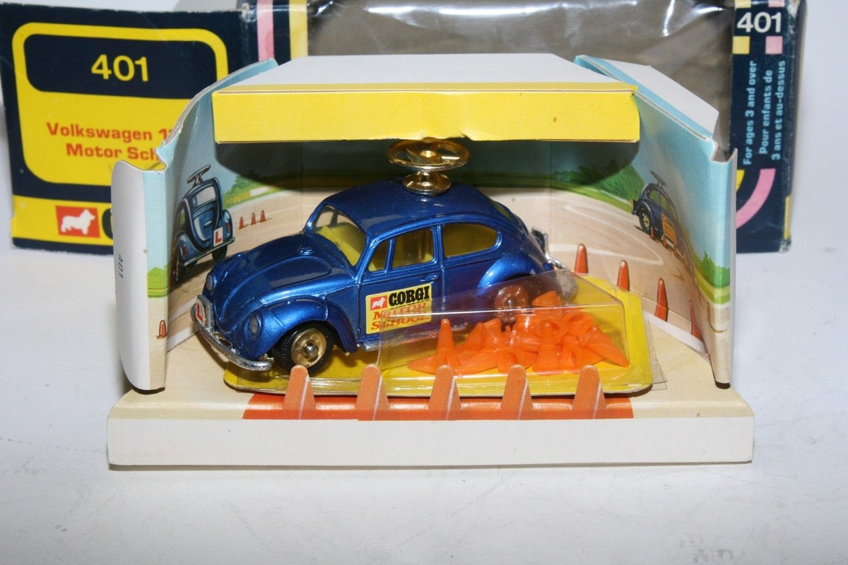 CORGI 401 VW ビートル モータースクールカー CORGI 401 VW ビートル モータースクールカー - メルカリ