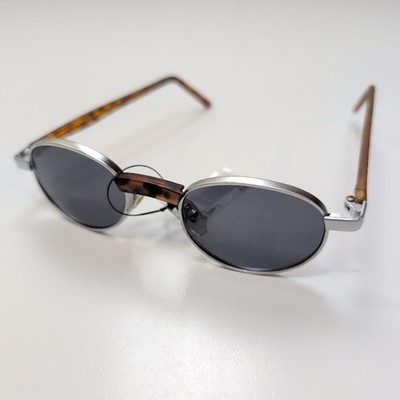 Sonnenbrille Y2K Oval Grau Satin Feine Äste Holzoptik
