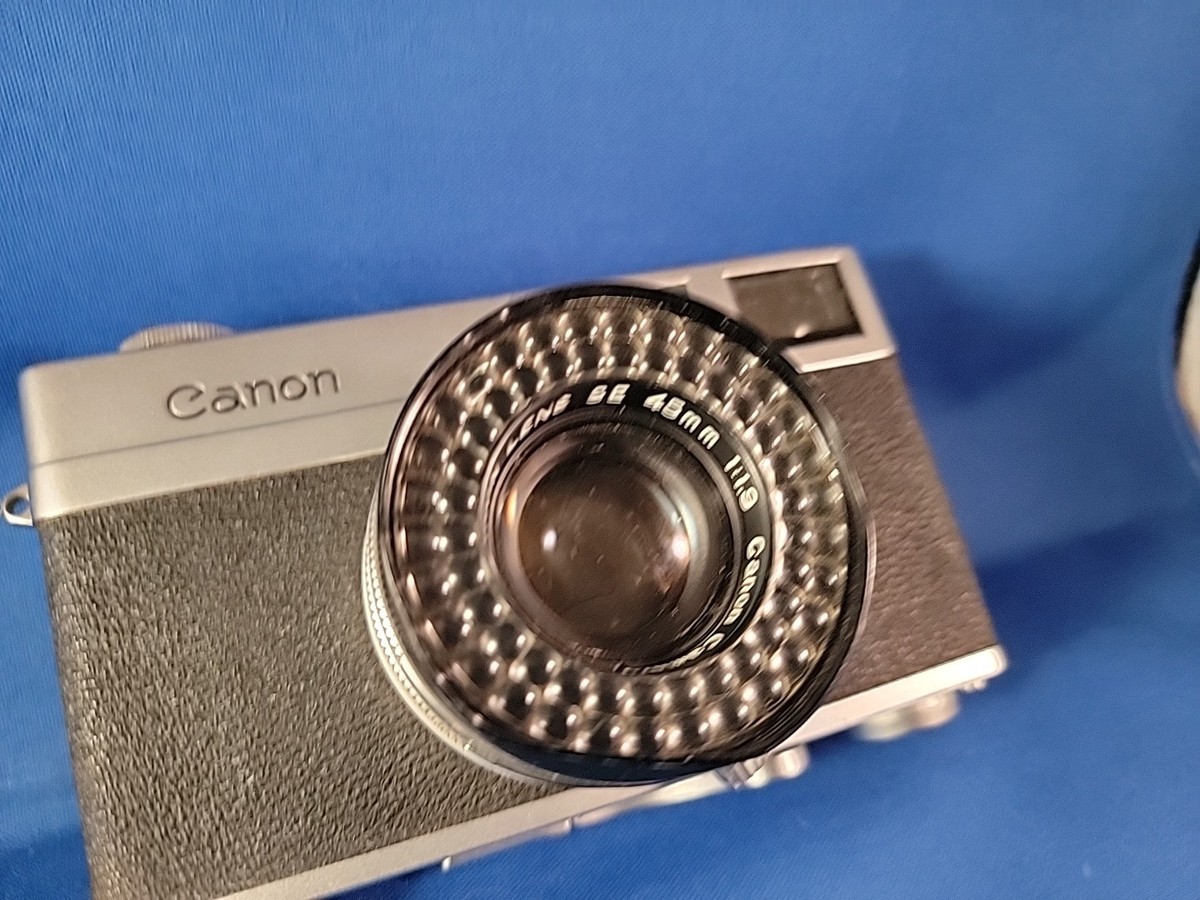 Canon Canonet 35mm Film Camera - Original 1961 Model - Takes