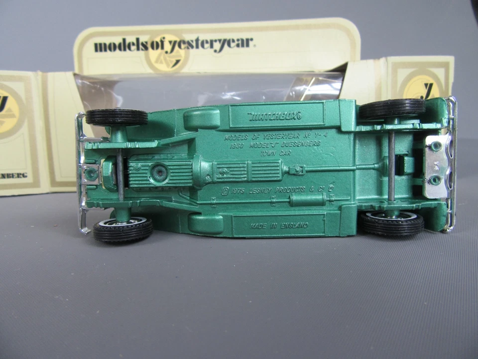 D30 Matchbox Models Of Yesteryear Y-4 Duesenberg Model J 1930 Green IN Box 1:43 - Image 4 of 4
