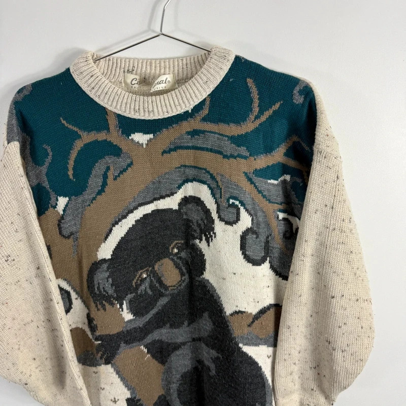 Women's Vintage Cignal Exclusive Koala Boucle Knit Large Jumper image 2