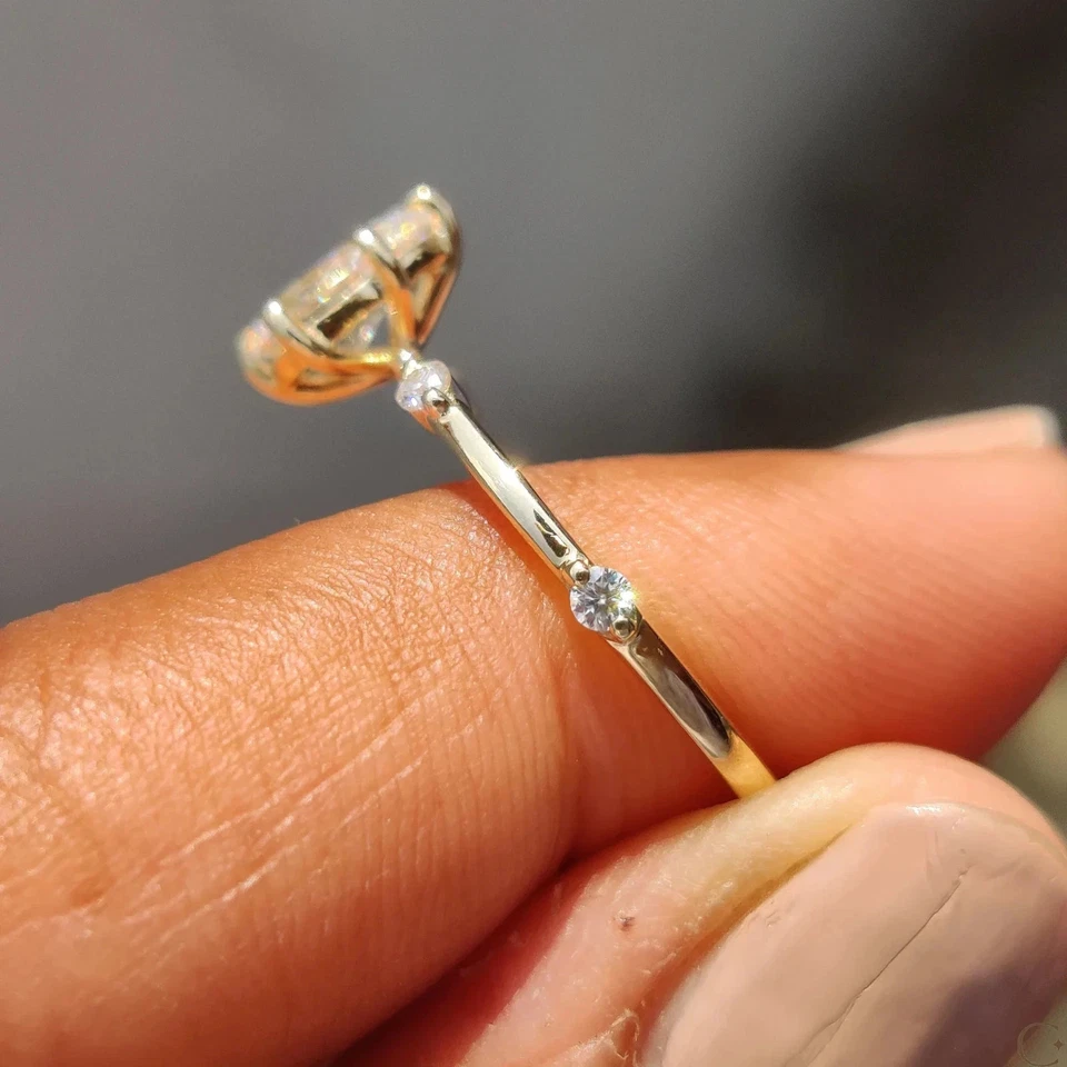 2.10 Ct Pear-Cut  Lab Grown Diamond Solitaire Wedding Ring 14K Yellow Gold - Image 3 of 4