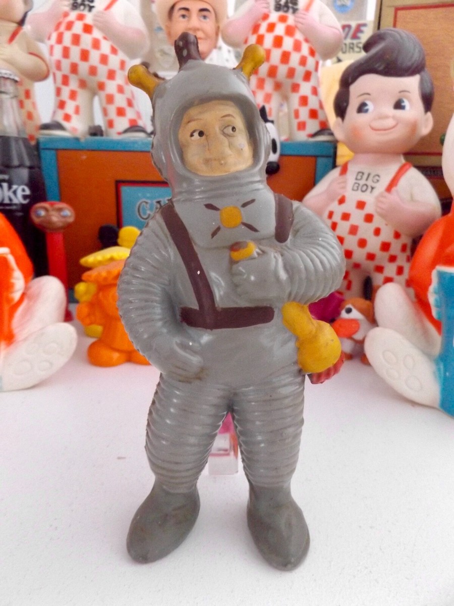 VINTAGE 1950'S ULTRA-RARE SPACEMAN HARD RUBBER ADVERTISING DISPLAY