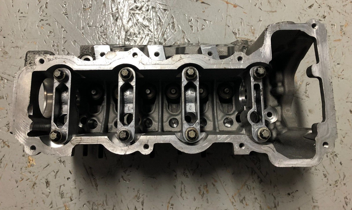 Smart ForTwo 451 Diesel OM660.951 Cylinder head A6600101420 
