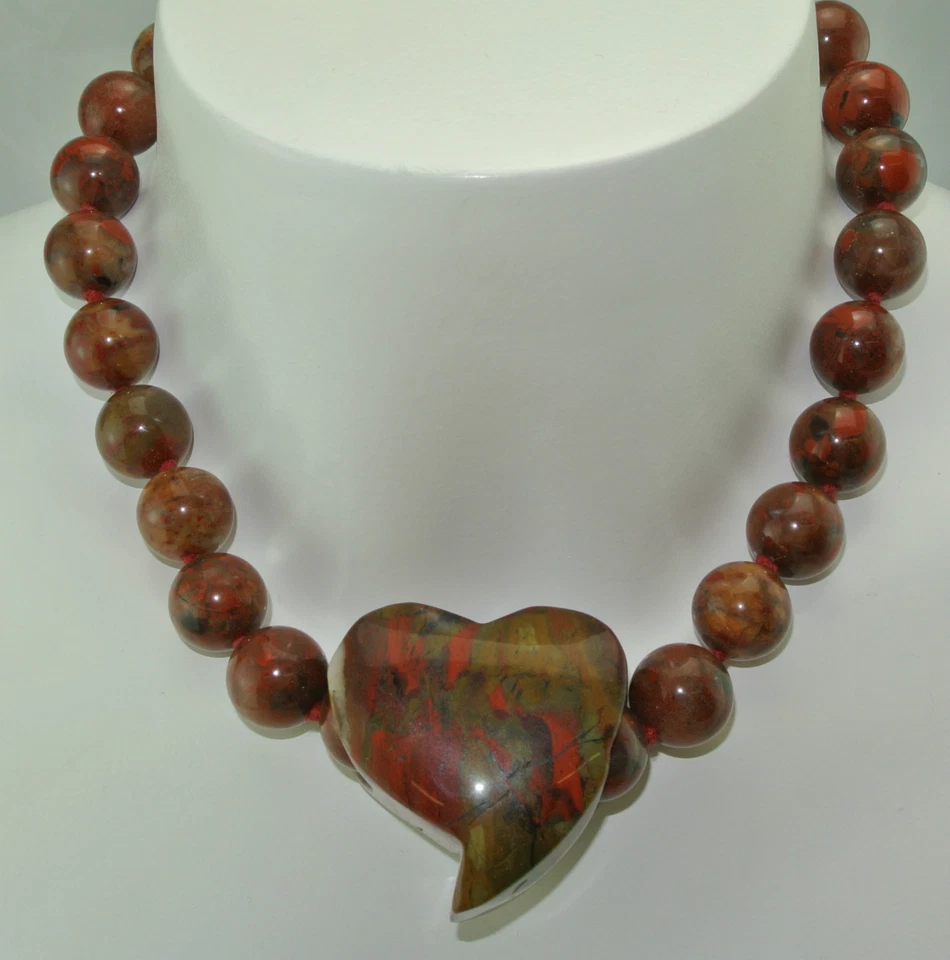 elegantes Jaspis-Collier mit Herz-Anhänger / ca. 44 cm - Bild 4 von 4