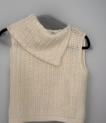 St. John Evening Rollkragenpullover cremefarben Strick ärmellos Knopfleiste, Größe 0