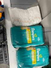 lot 3 Pampers Swaddlers Diapers Newborn 31 Count, total 93 pieces