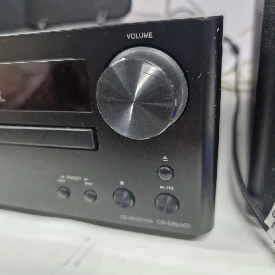 Onkyo CR-545UKD Hi-Fi Cd Player, DAB, FM, USB, Speakers & Remote. Bluetooth. - Image 3 of 4