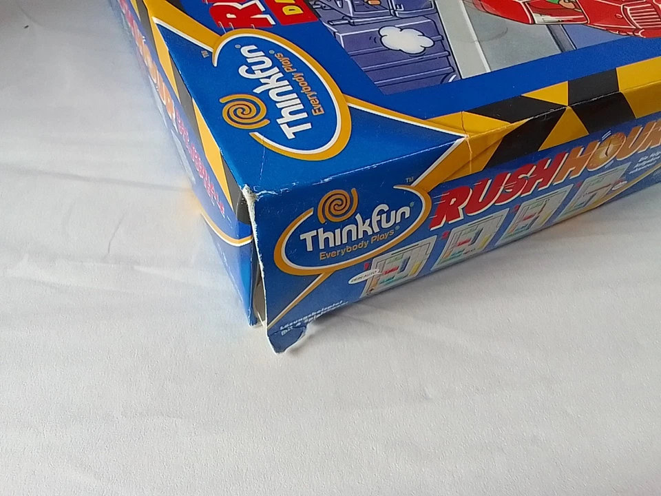 ThinkFun Rush Hour Rush Hour® - Logikspiel ab 8 Jahre Das geniale Stauspiel! - Bild 2 von 4