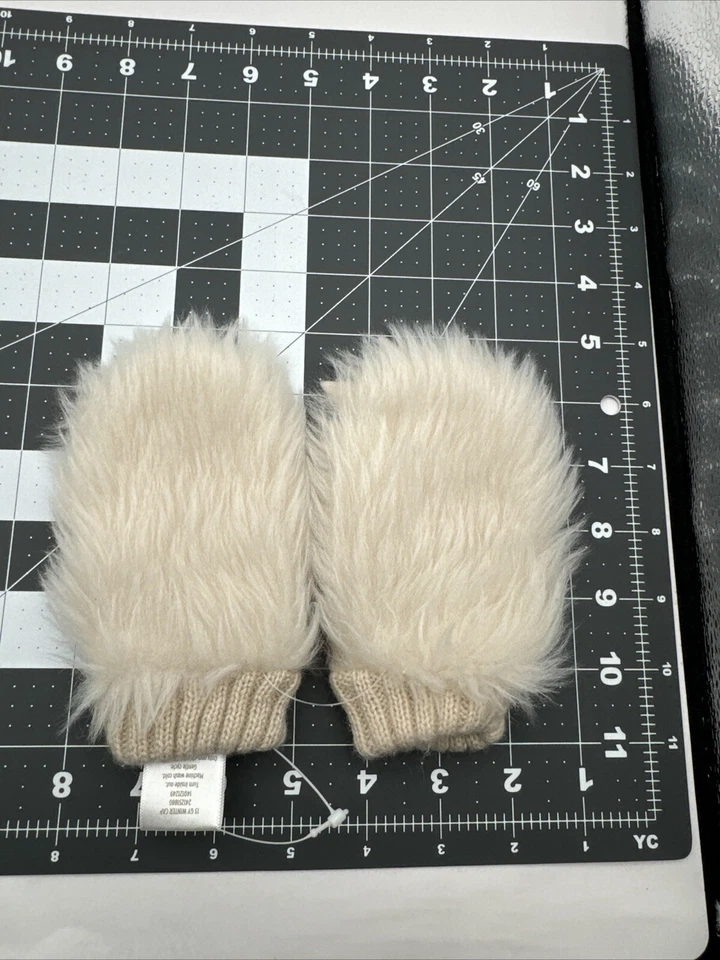 Nuevos guantes de algodón forrados en crema Gymboree Fuzzy Monster de 12 a 24 meses Foto 2 de 4