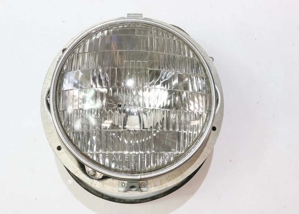 1951-1952 Kaiser y 1951-1954 Kaiser Henry J faro cubo nos kf# 207780 Foto 2 de 4