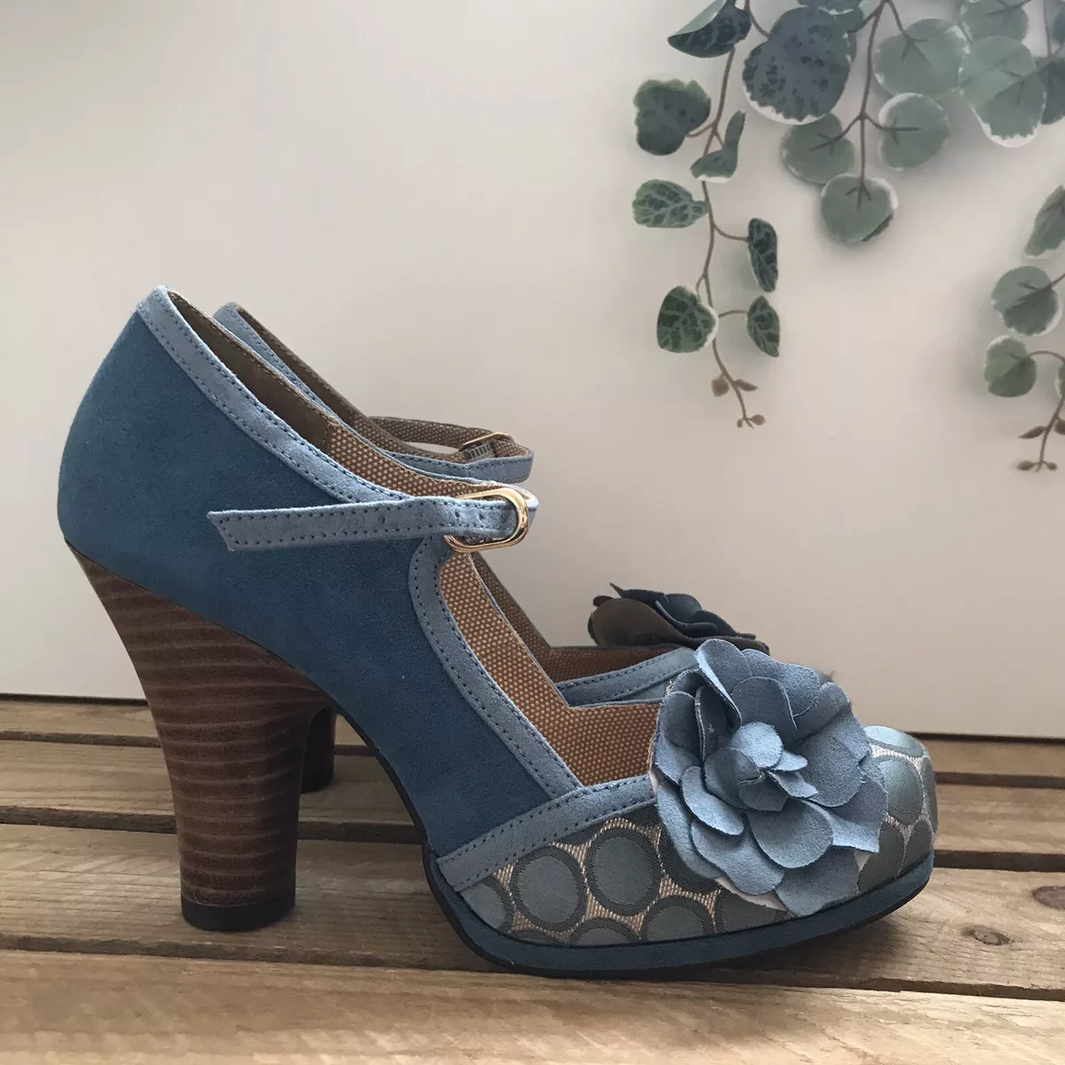 Spotty heels sales