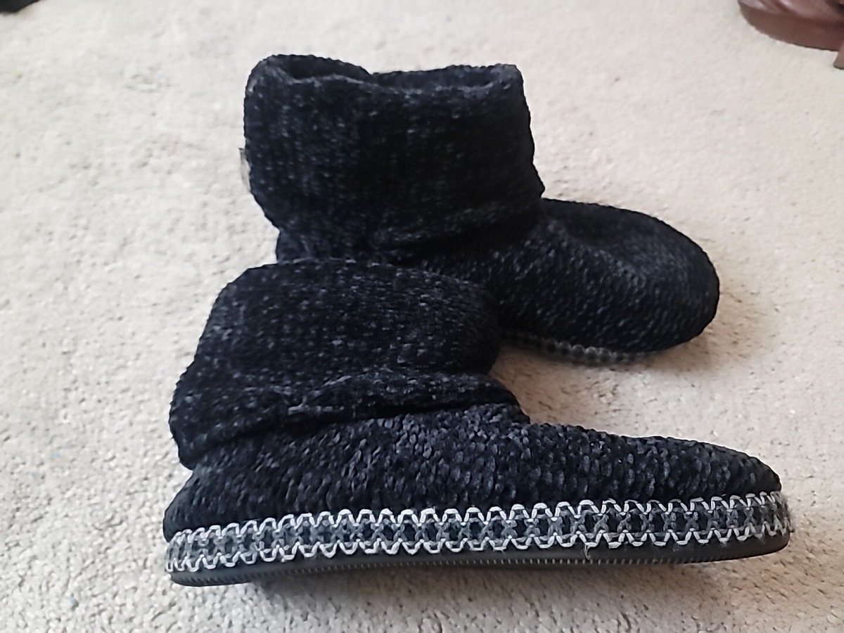 muk luks slippers Soft Navy Blue Velvet Size