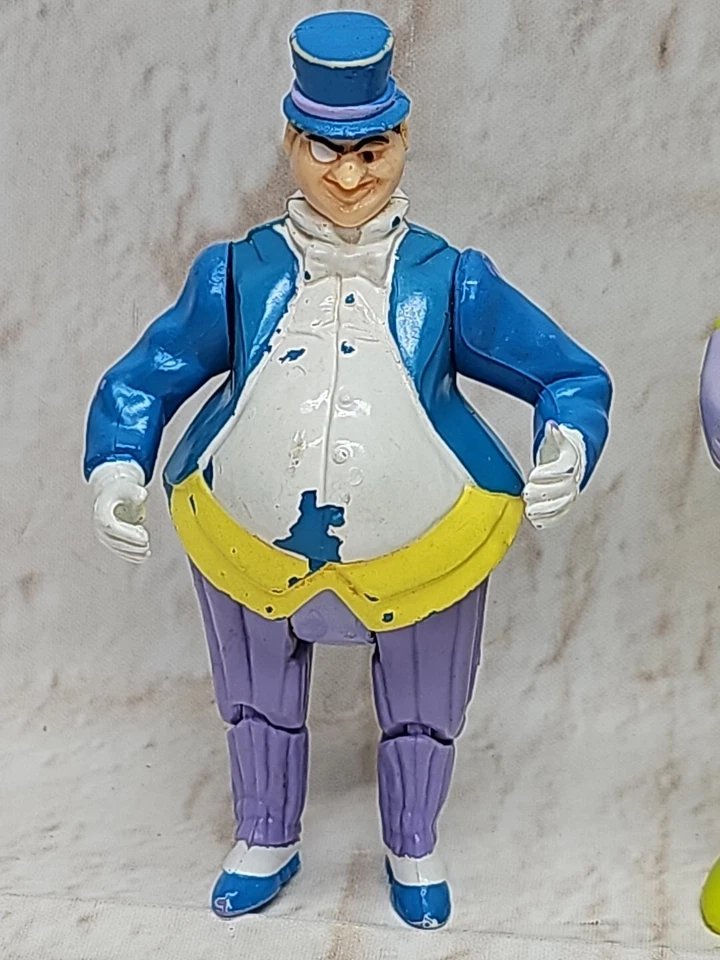 Lote De 4 Figura De Colección Años 80 DC Comics Super Heroes Penguin, Robin por Toy Biz Foto 2 de 4