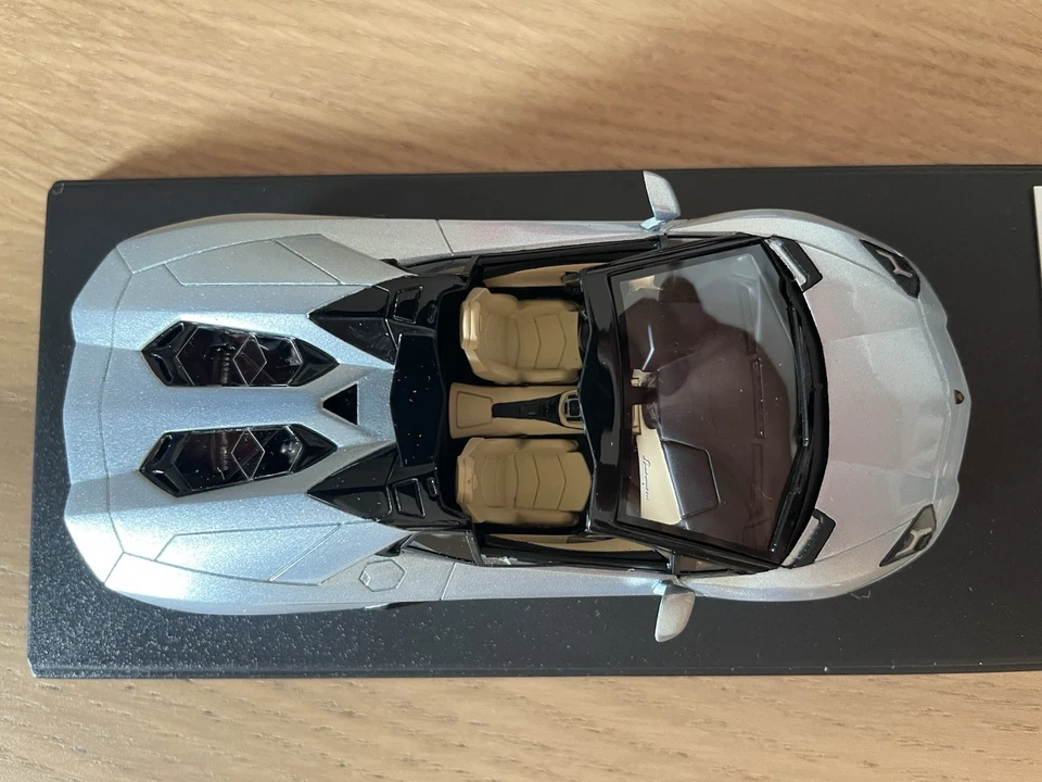 LS413A Lamborghini Aventador LP700-4 Roadster 1/43 Looksmart - Immagine 3 di 4