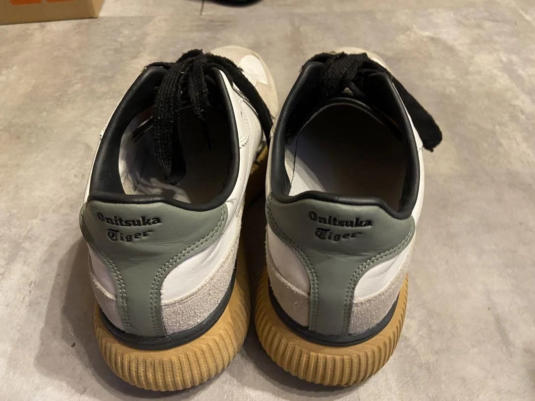 ASICS Sneakers Uomo 9.5US Onitsuka Tiger Bianco Verde Cachi