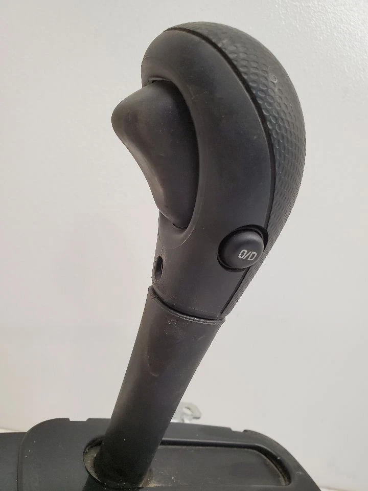 2002 JEEP LIBERTY AT Automatic Transmission Shift Shifter Gear Assembly 52104312 - Image 4 of 4