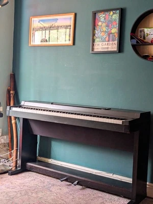 Yamaha Clavinova CLP-100 MPN CLP-100 88-Key Digital Home Piano, Black