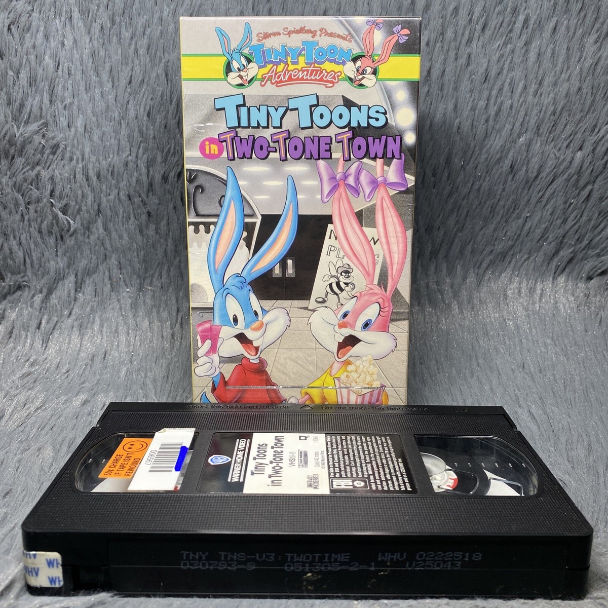 Tiny Toons In Two Tone Town VHS Warner 1993 Tiny Toon Adventures