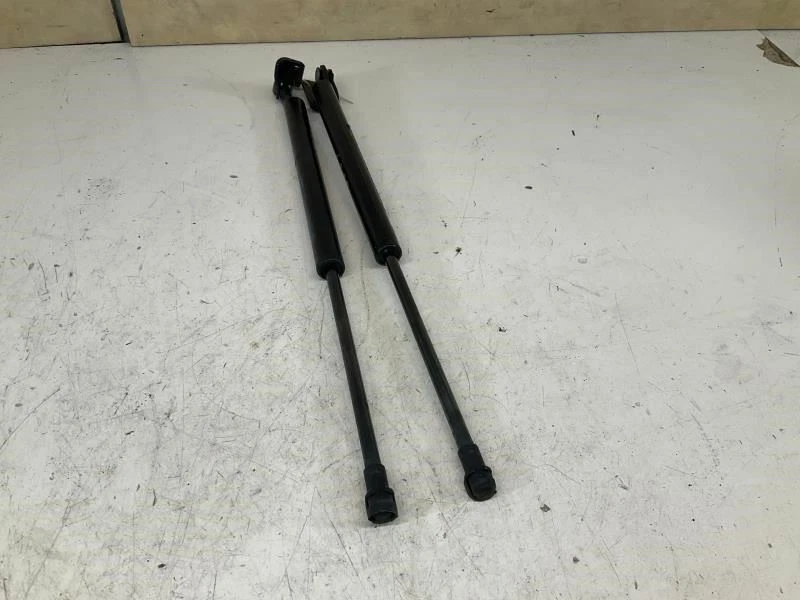 Paq. 2 Amortiguadores De Escotilla Mitsubishi Outlander 2011