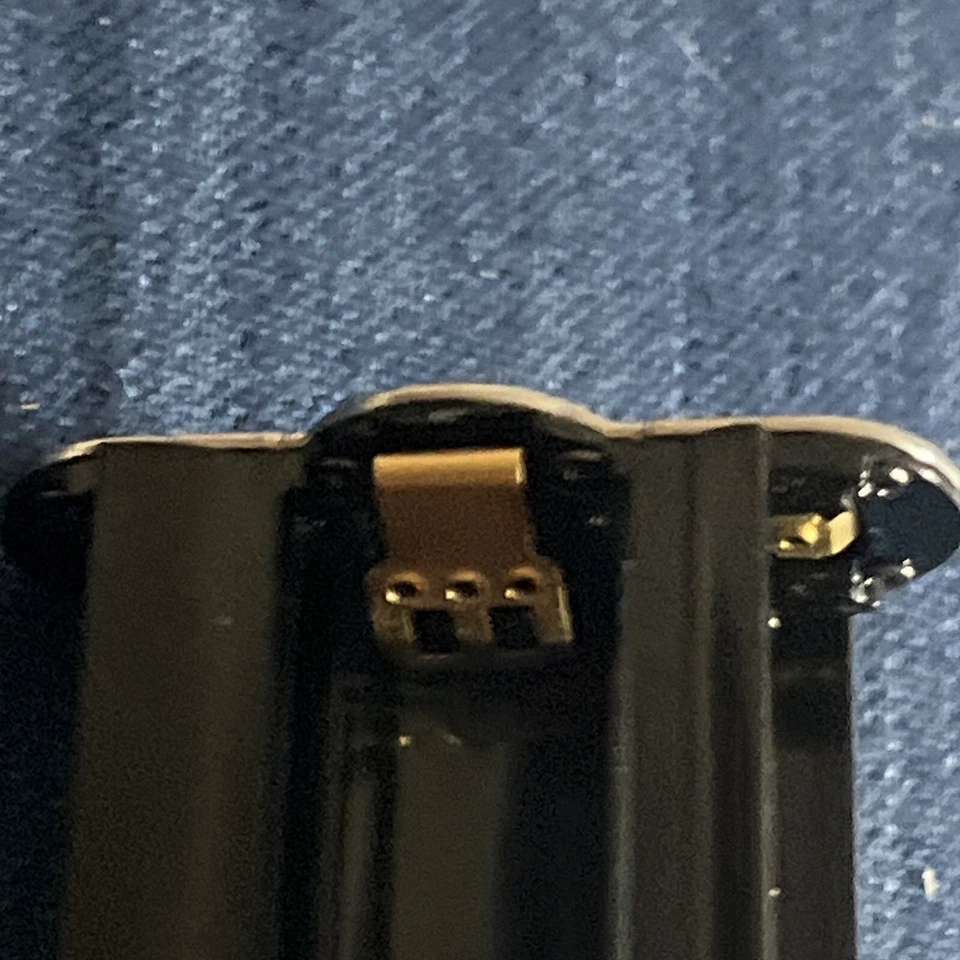 Soporte de batería Pentax D-BH109 4x AA para Pentax K-R, K-30 Pentax original muy bueno Foto 4 de 4