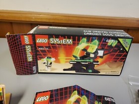 Lego Vintage&nbsp; Space Blacktron 6878 - Sub Orbital Guardian (1991) 100% Complete