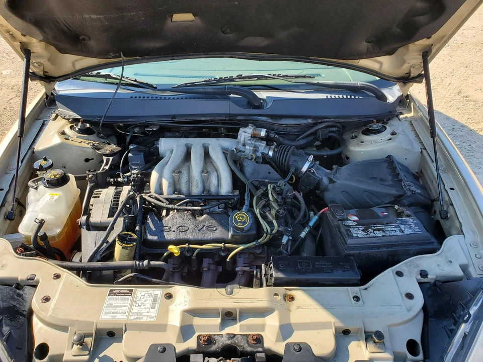 Conjunto de ventilador de refrigeração para radiador destro 2000 Ford Taurus - Imagem 4 de 4