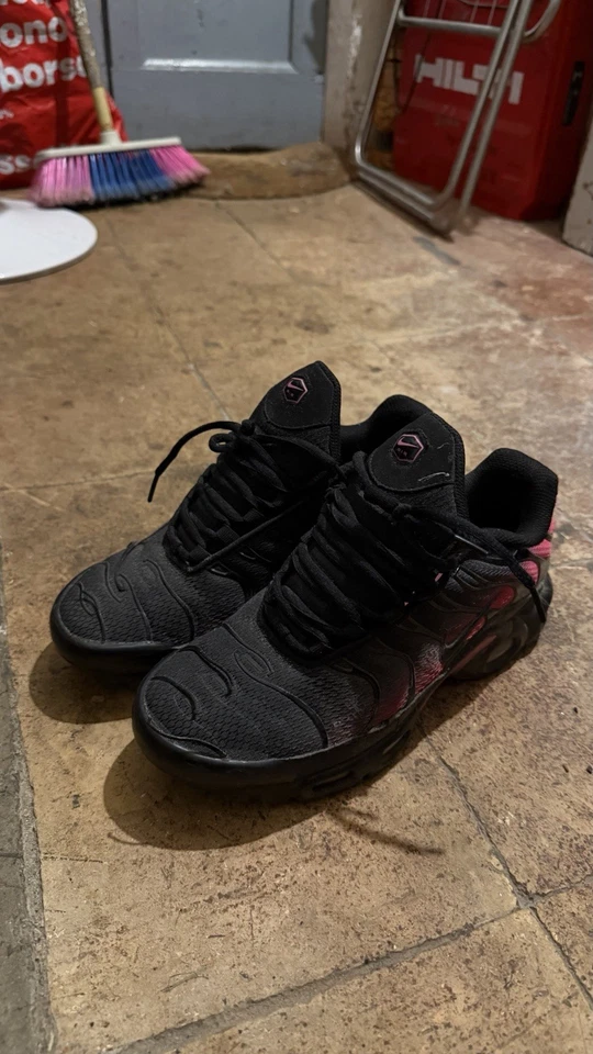 Nike Air Max Plus, foto 4 di 5