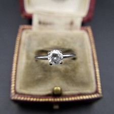 Cubic Zirconia Brilliant Cut Solitaire 925 Silver Vintage Ring