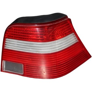 VW Golf 1.6 1 J Heckleuchte komplett R