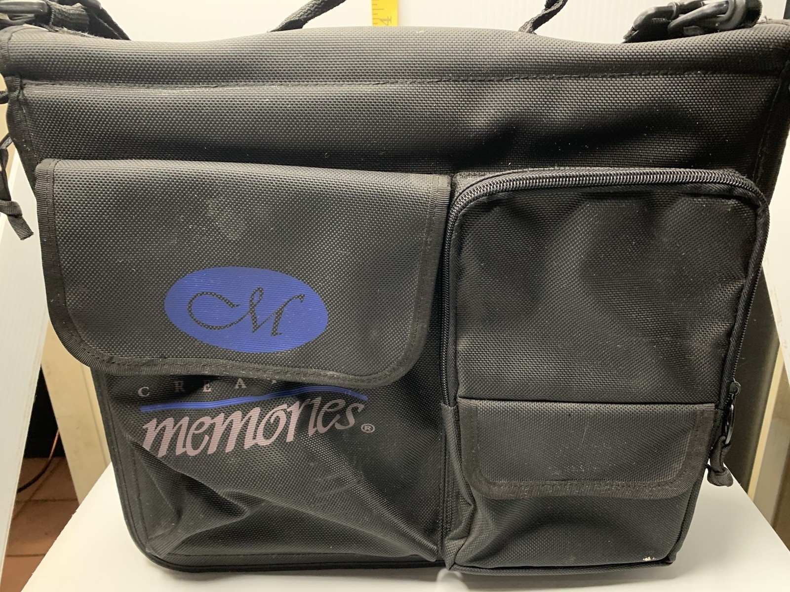 The Original II Tote-ally Cool Craft Tote The Memory Mate Bag & Crop In Style