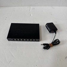  D-Link 8 Port Gigabit Metal Desktop Ethernet Switch  DGS-108  With Adapter