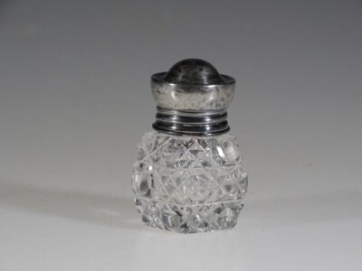 Victorian Crystal Diamond Point Scent Perfume Bottle