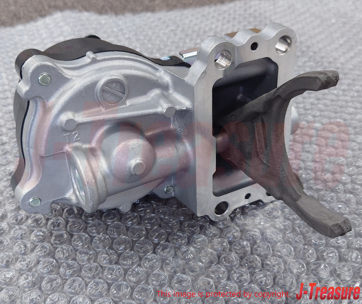 写真 TOYOTA TUNDRA UCK4# 00-06 Genuine Front Differential Vacuum