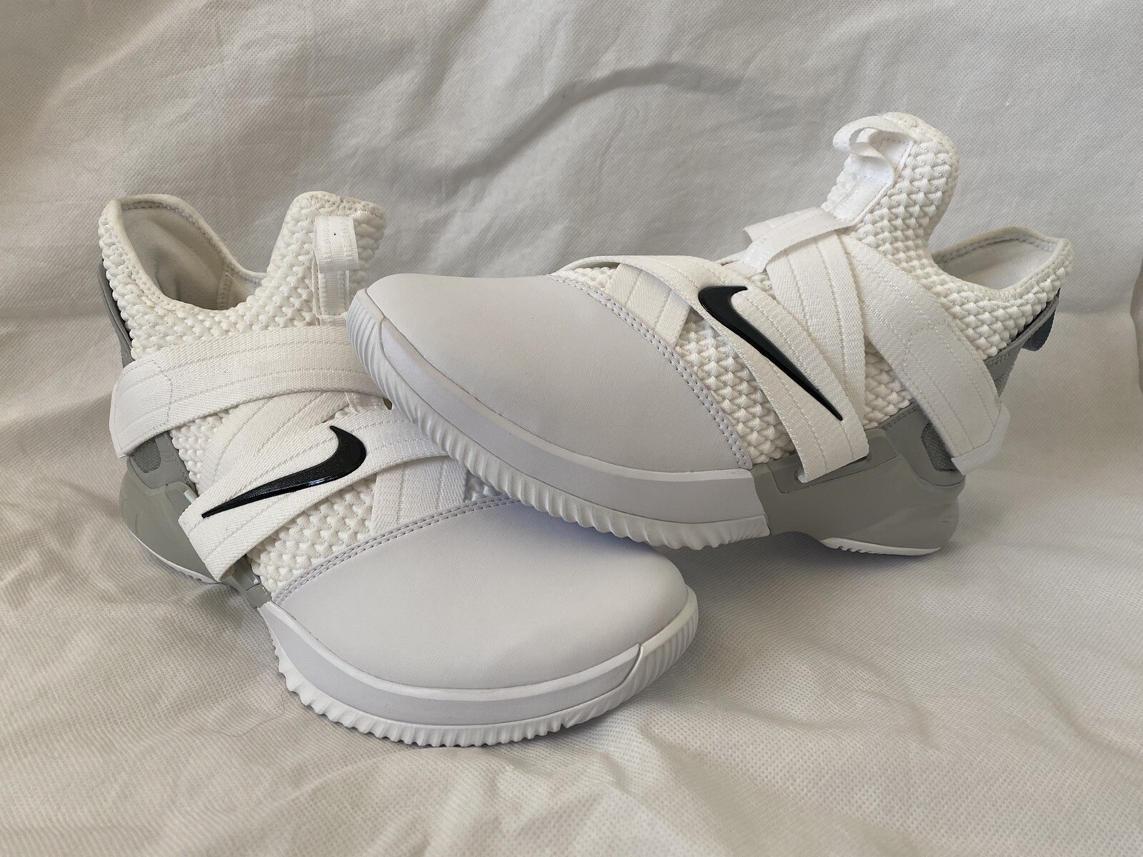 lebron soldier 12 grey