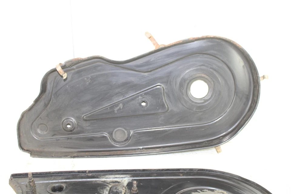 Protector guía de cadena brazo oscilante Suzuki Quadrunner LT 125 1984 Foto 4 de 4