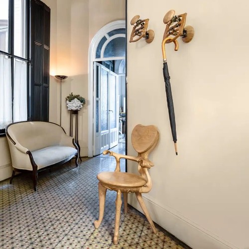 Antoni Gaudi hanger Calvet, by Barcelona Design furniture, art, decorative - 第 2/12 張圖片