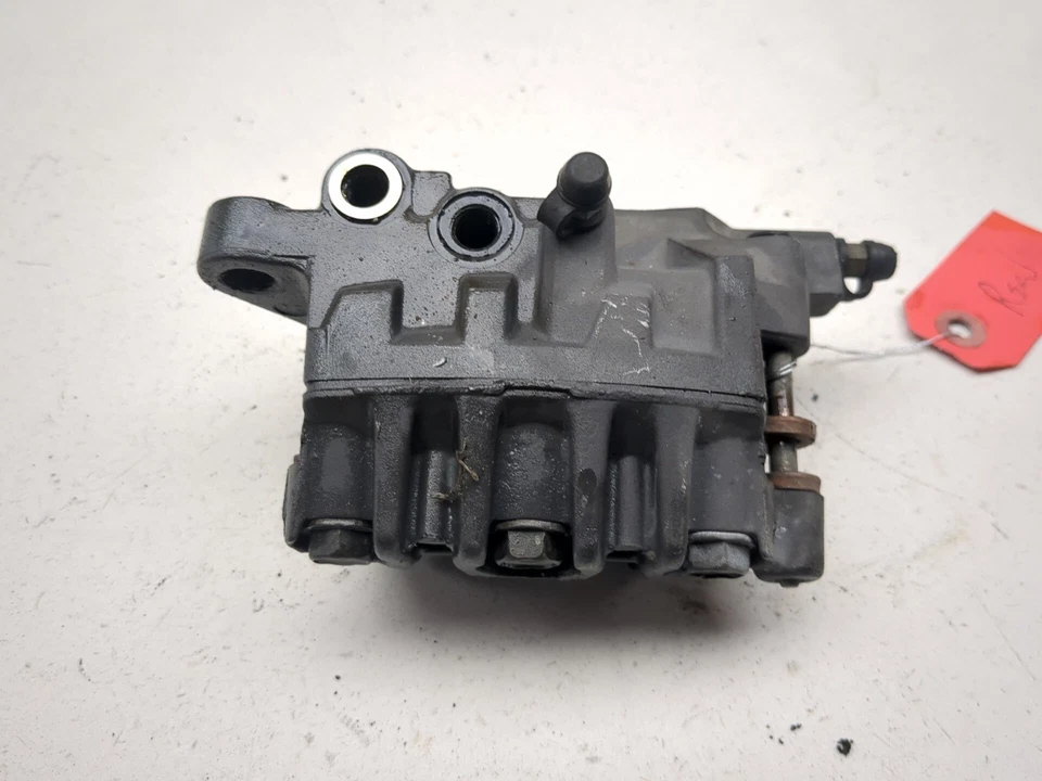 Pinza de freno trasera 97-03 Honda CBR1100XX Blackbird CBR 1100 Foto 3 de 4