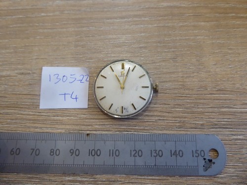 Vintage Omega GENTS CAL 601   17 JEWELS  WRISTWATCH Movement WORKING - Picture 2 of 5