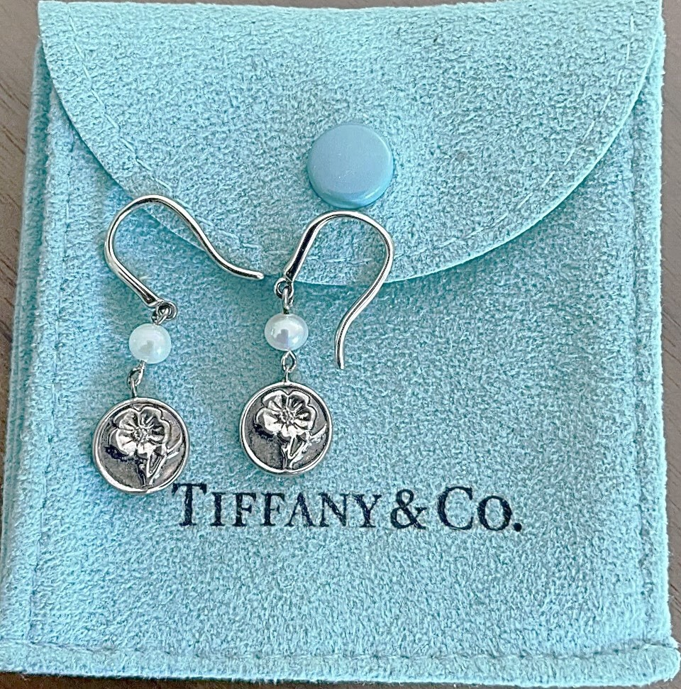 Tiffany & Co. Nature Rose Cultured Pearl 925 Sterling Silver Dangle Earrings