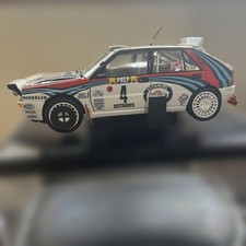 Kyosho Lancia Delta HF Integrale Martini 1/18 #QYBEMI