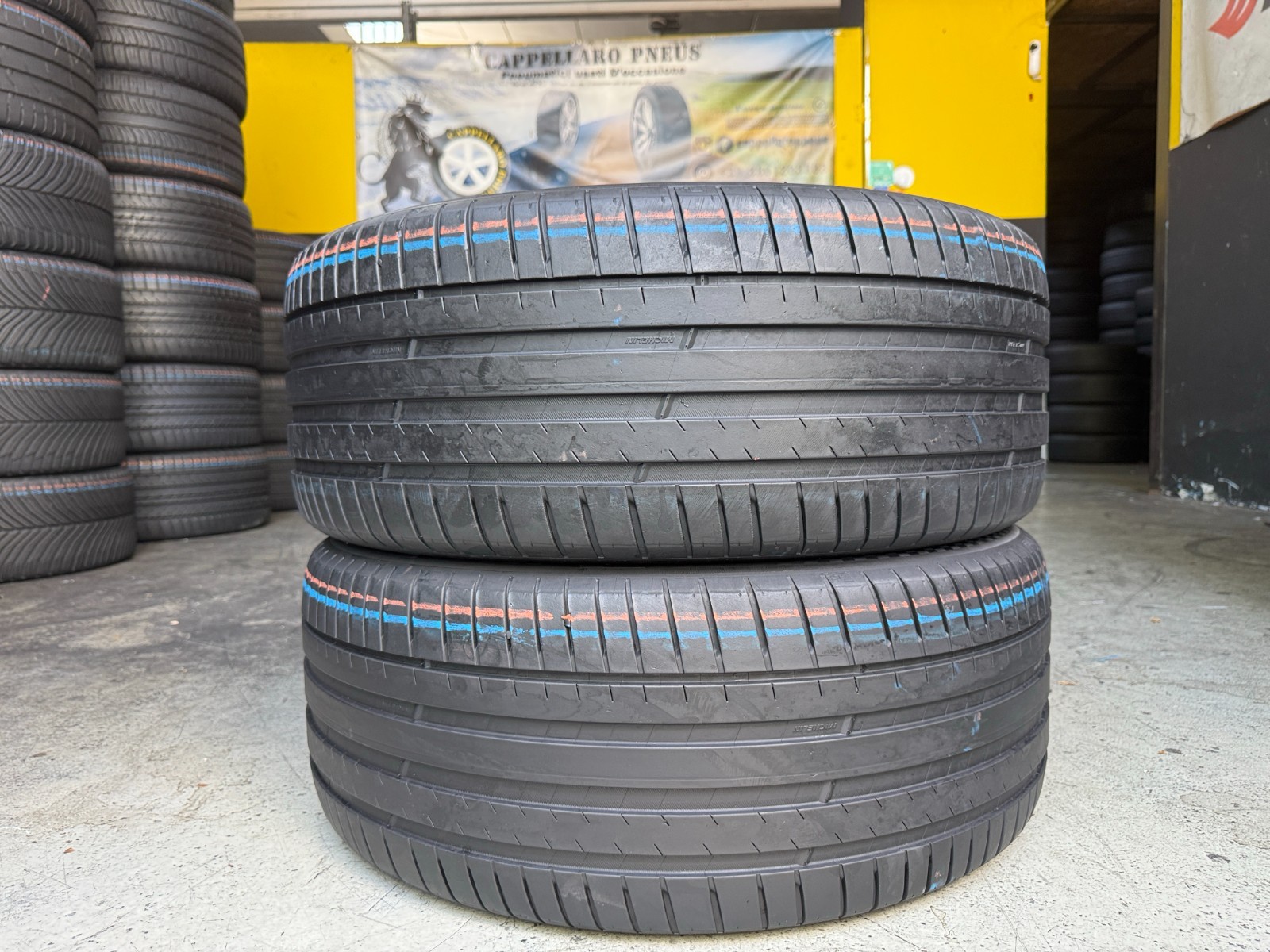 2 Pneumatici Michelin Pilot Sport 4 SUV 265/45R21 108W XL Estivi 85% Residui