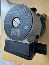 Umwälzpumpe Vom Typ Grundfos UPS 15-35/50 JULA 230V Gebraucht