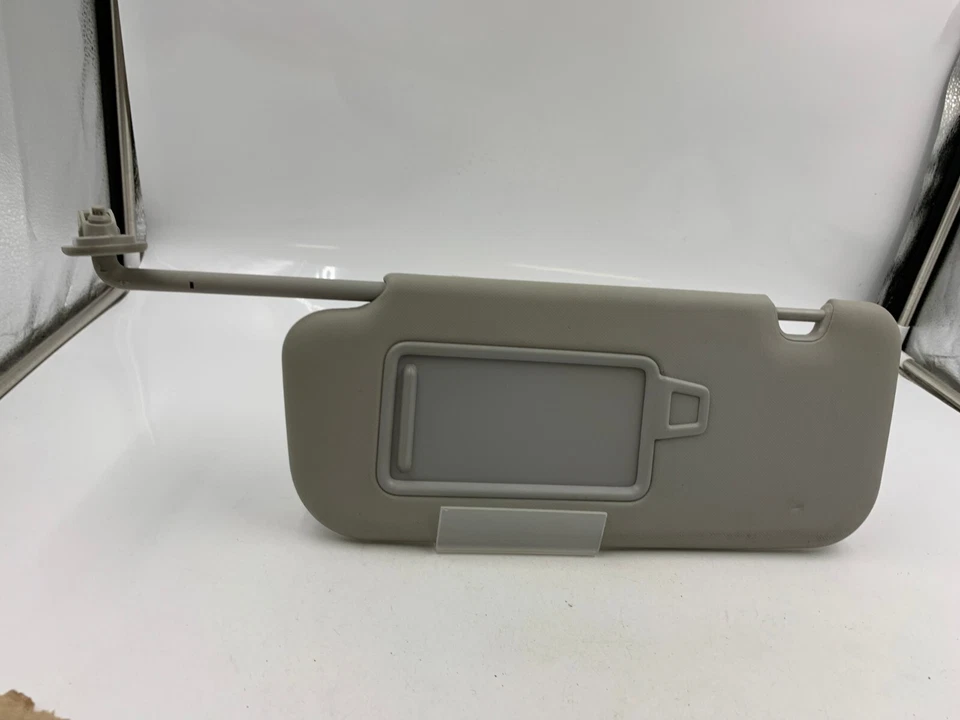 Parasol gris para conductor Kia Rio 2018-2020 OEM E03B33001 Foto 3 de 4