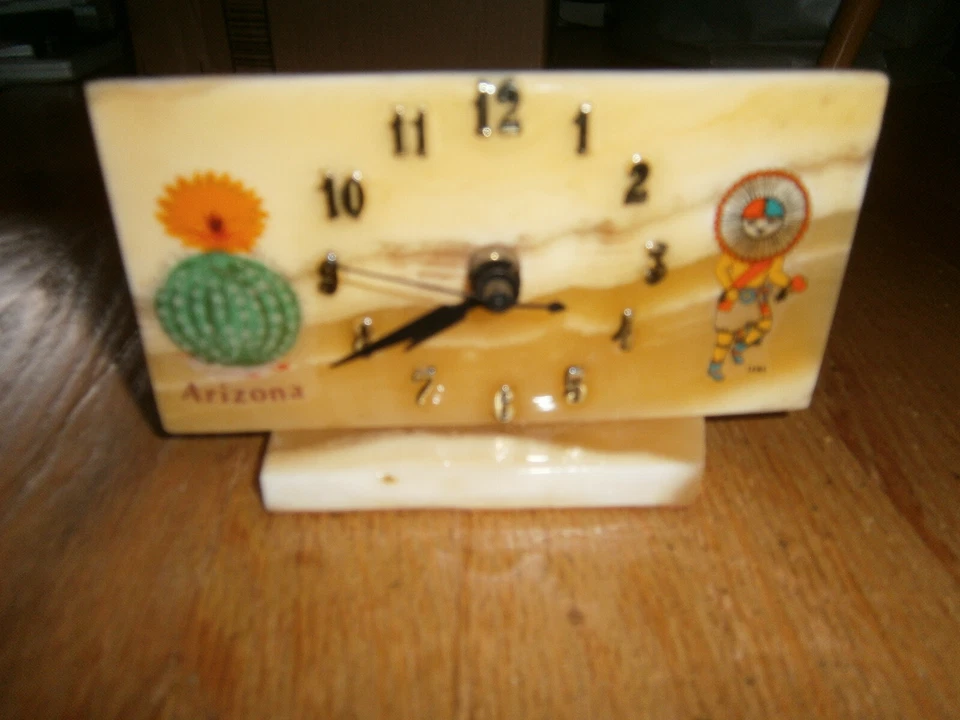 MARBLE CLOCK FREE STANDING ARIZONA AZTEC THEME HONEY ONYX BATTERY OPERATED VTG - Image 2 of 4