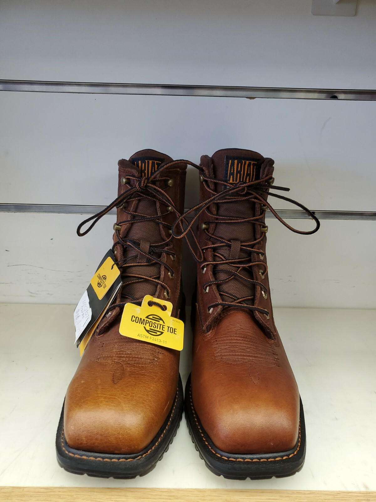 New Mens RigTek 8\
