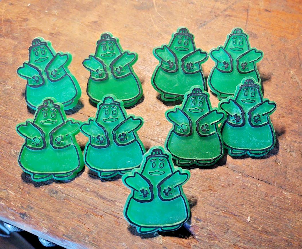 9- C.1975 Vintage McDonalds Promo Rings Uncle O'Grimacey Shamrock