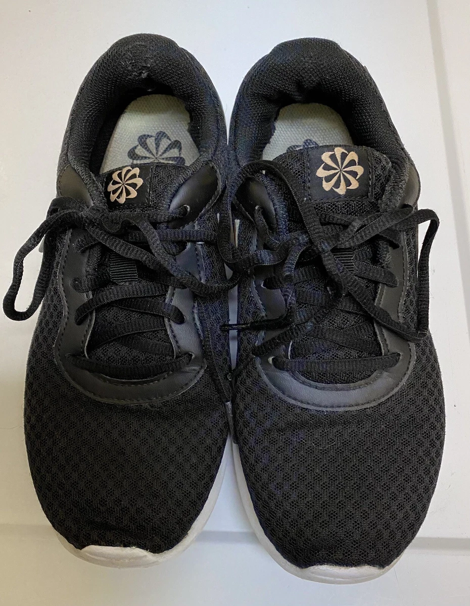 Nike Women s Running Shoes Size 7 Black Rose Gold Swoosh