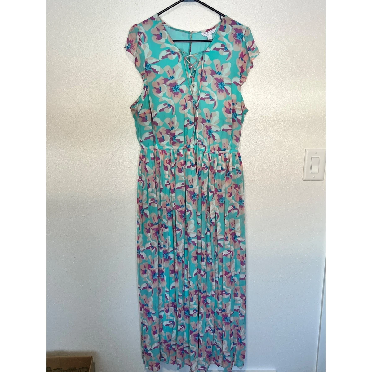 Nell floral maxi dress 2025