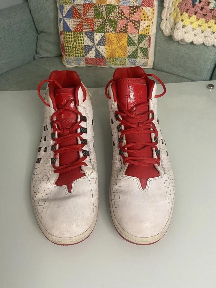 Talla 14 - Jordan Illusion Rojo Universitario Foto 3 de 4